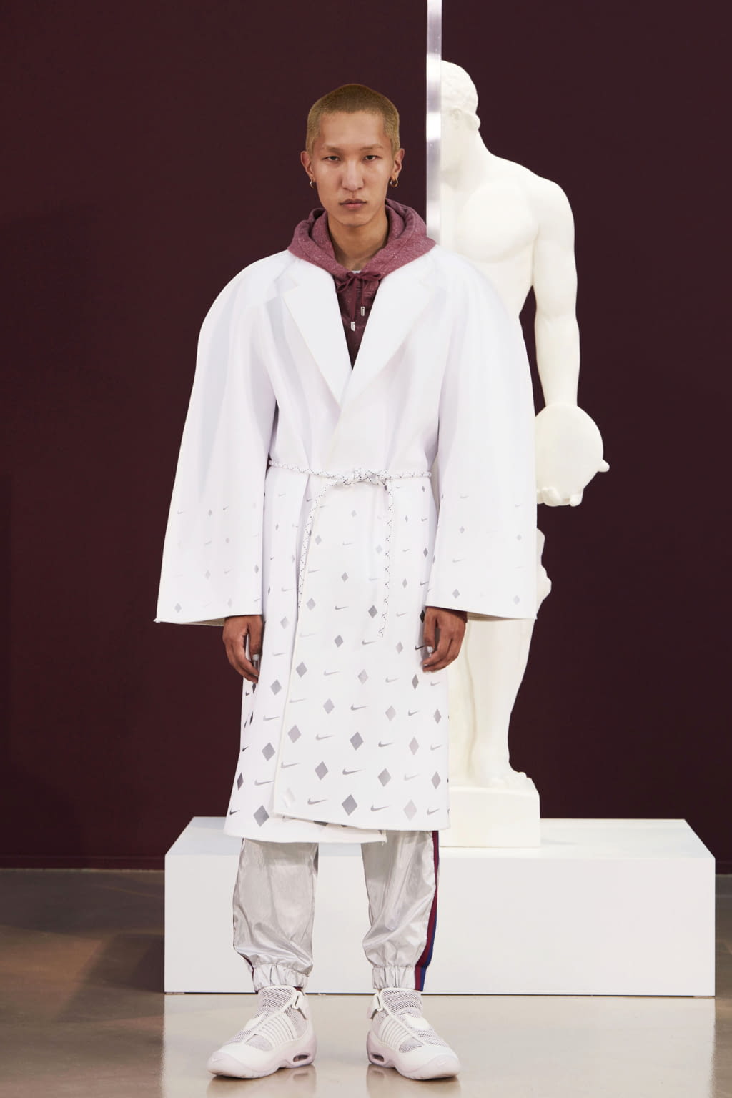 Fashion Week Paris Spring/Summer 2018 look 25 de la collection Pigalle menswear