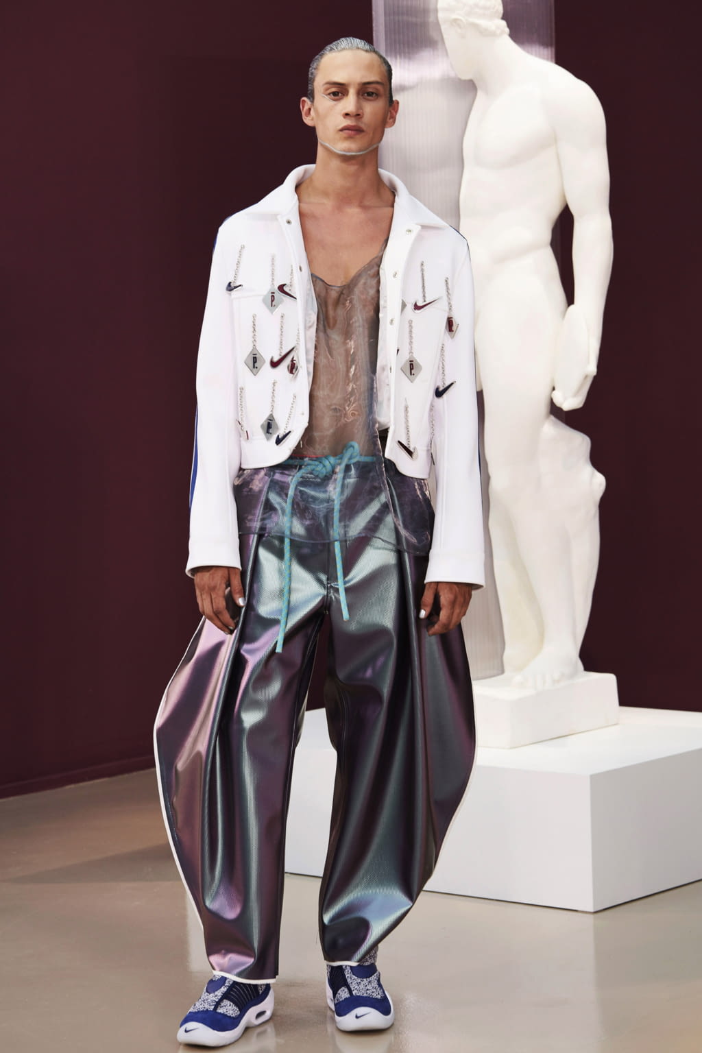 Fashion Week Paris Spring/Summer 2018 look 3 from the Pigalle collection menswear