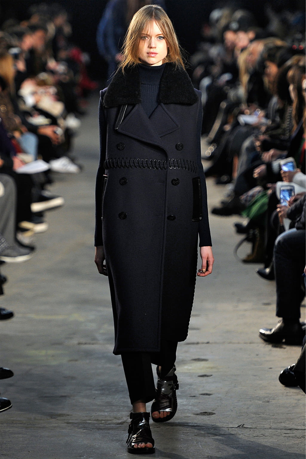 Fashion Week New York Fall/Winter 2016 look 34 from the 3.1 Phillip Lim collection 女装