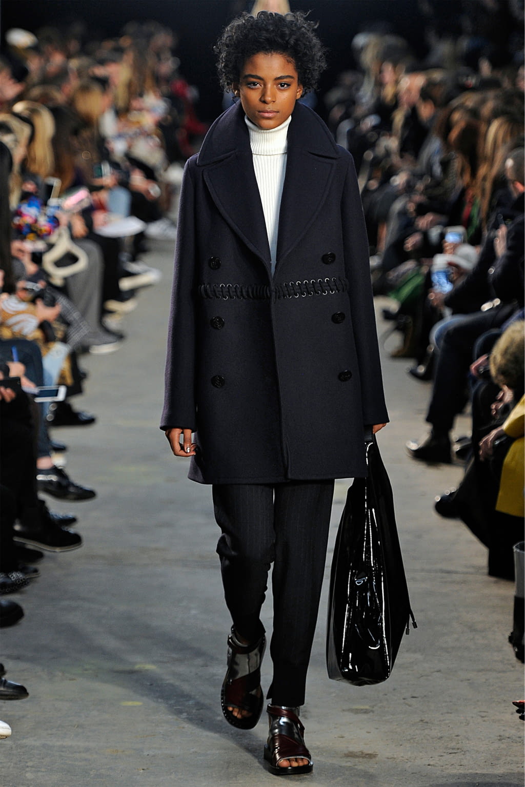 Fashion Week New York Fall/Winter 2016 look 37 from the 3.1 Phillip Lim collection 女装