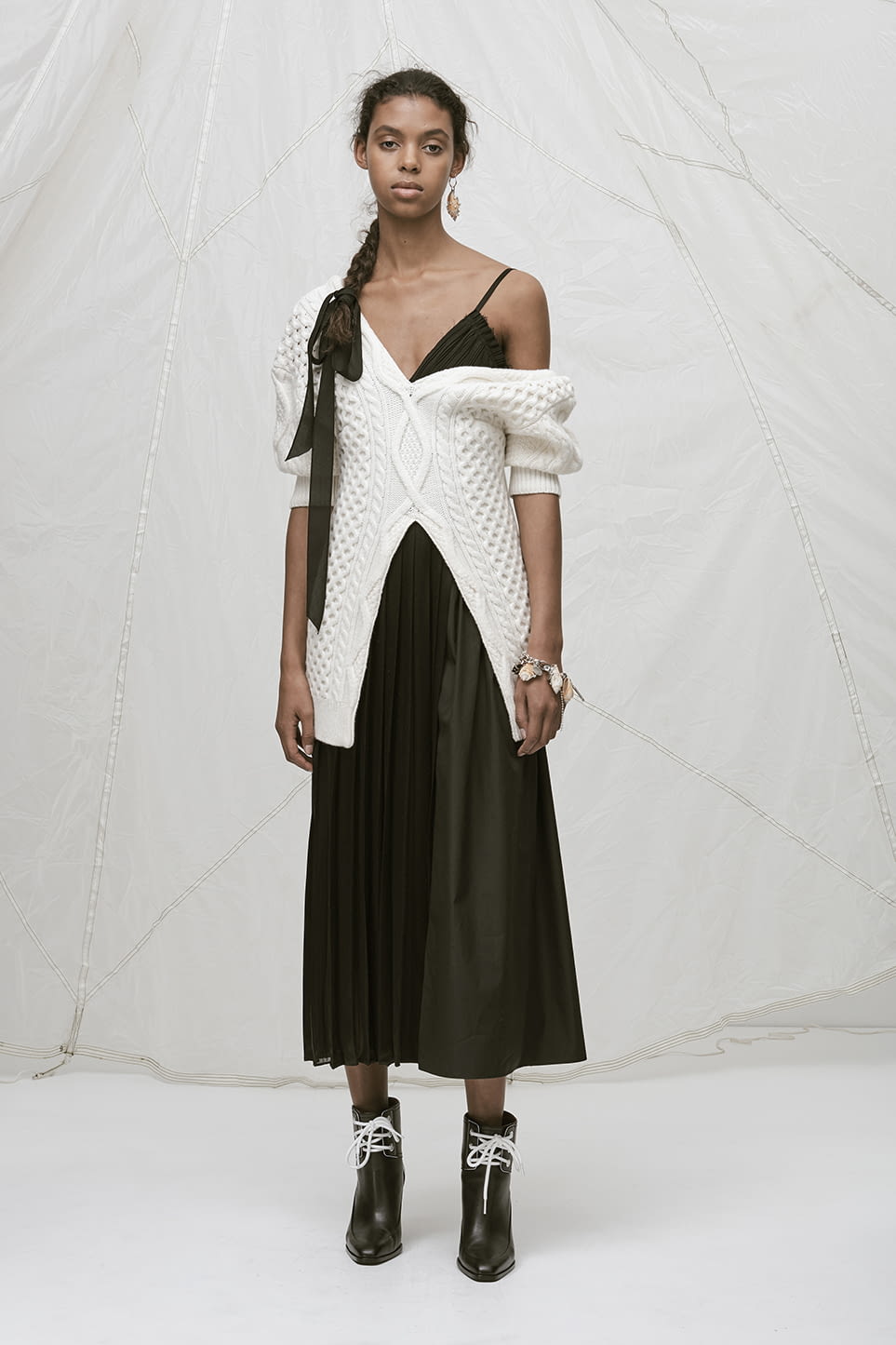Fashion Week New York Pre-Fall 2018 look 3 from the 3.1 Phillip Lim collection 女装