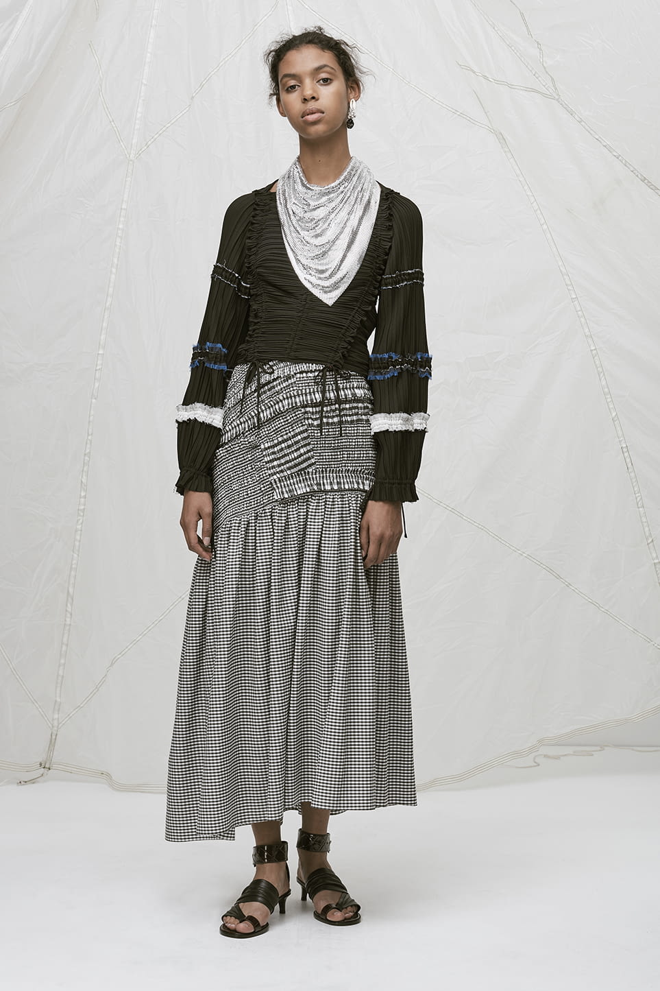 Fashion Week New York Pre-Fall 2018 look 23 from the 3.1 Phillip Lim collection 女装