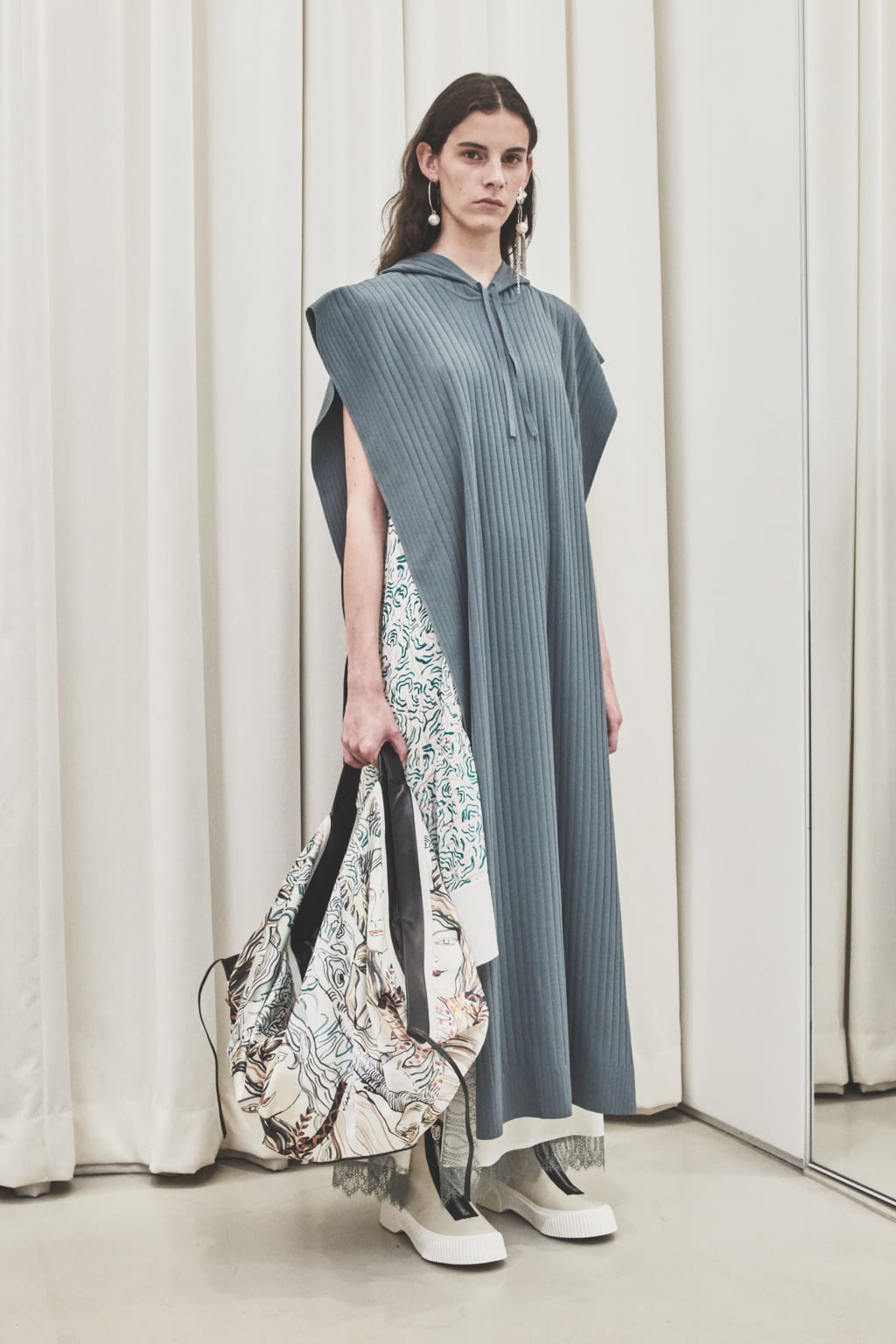 Fashion Week New York Pre-Fall 2019 look 20 from the 3.1 Phillip Lim collection womenswear