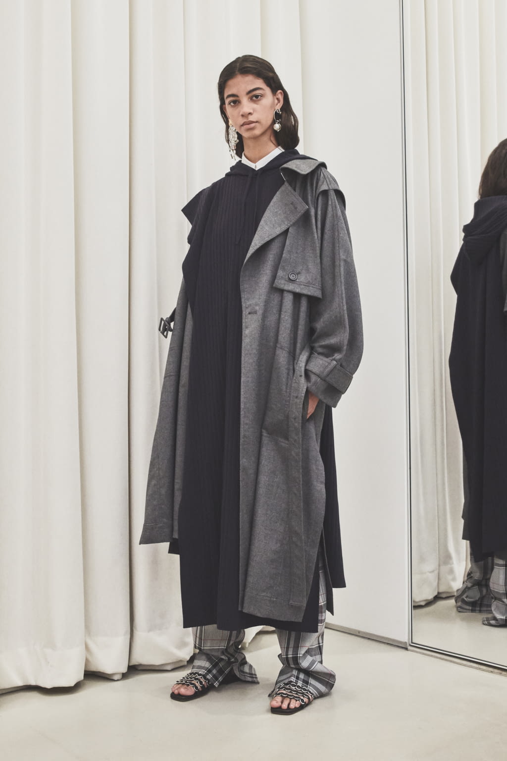 Fashion Week New York Pre-Fall 2019 look 31 from the 3.1 Phillip Lim collection womenswear