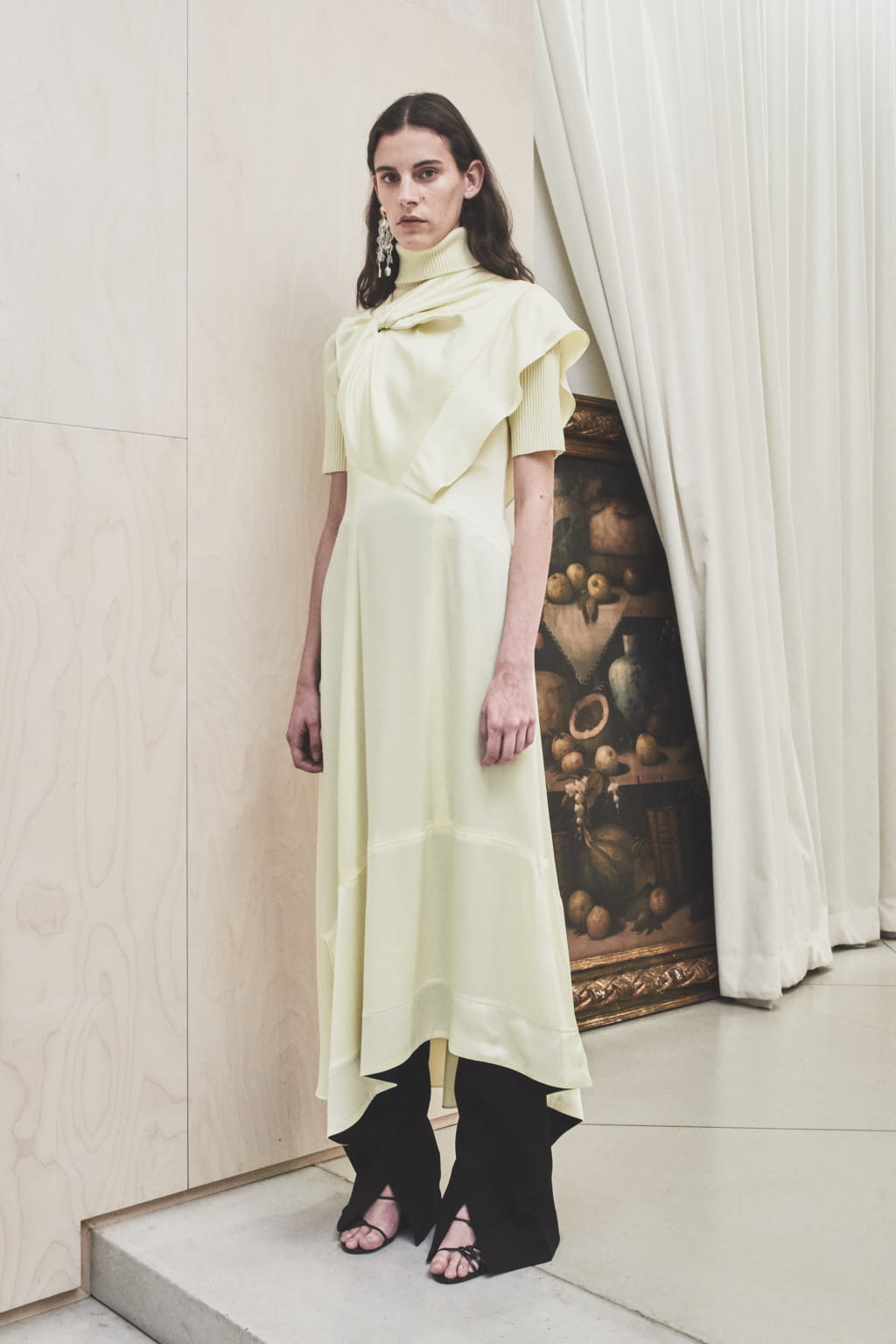 Fashion Week New York Pre-Fall 2019 look 37 from the 3.1 Phillip Lim collection womenswear