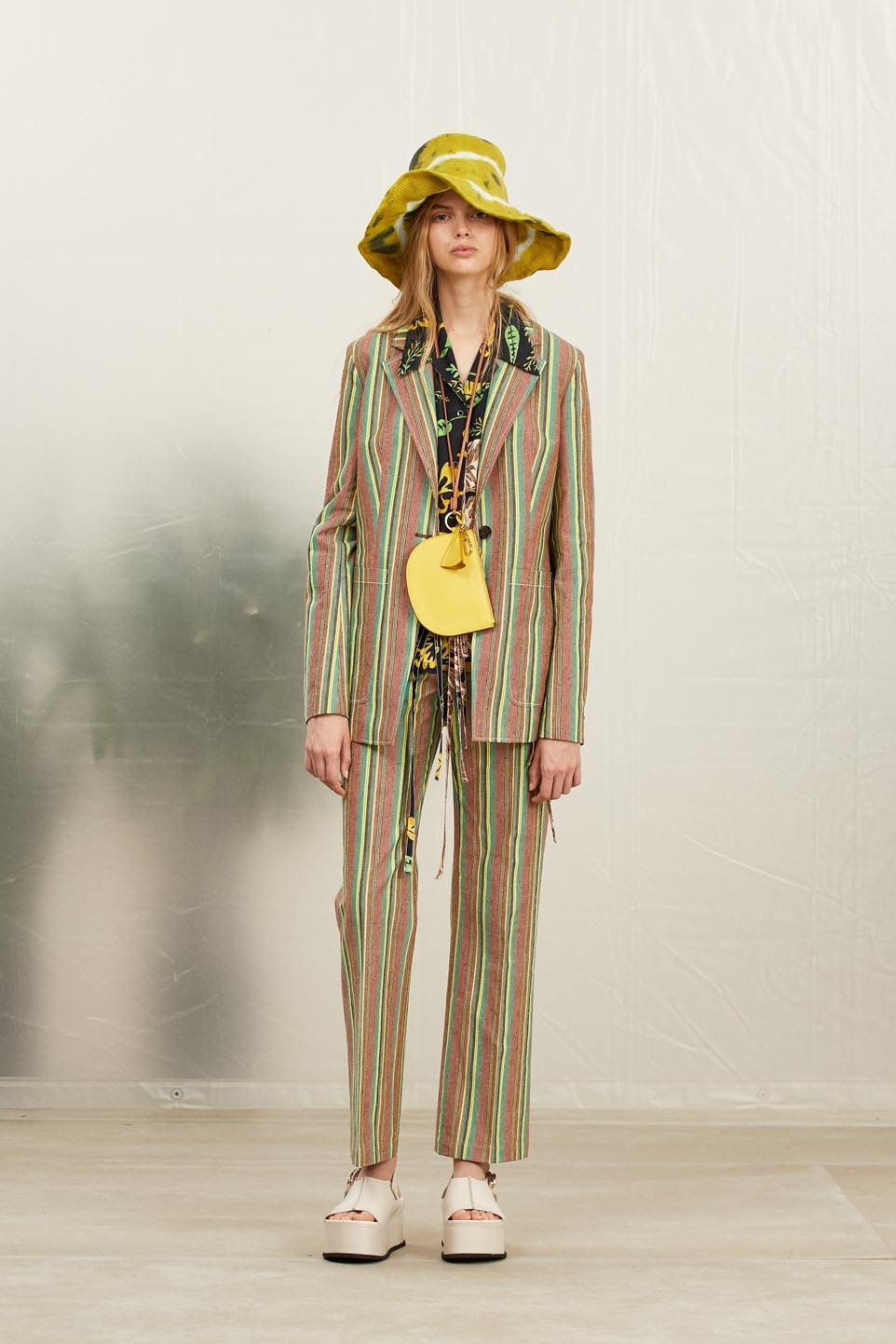 Fashion Week New York Resort 2019 look 4 from the 3.1 Phillip Lim collection 女装