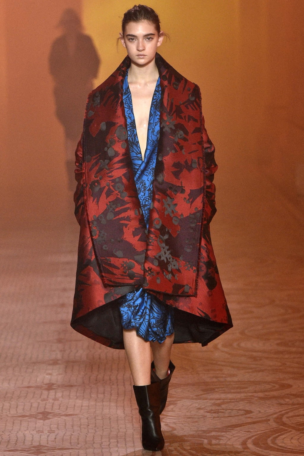 Fashion Week Paris Fall/Winter 2018 look 5 from the Poiret collection womenswear