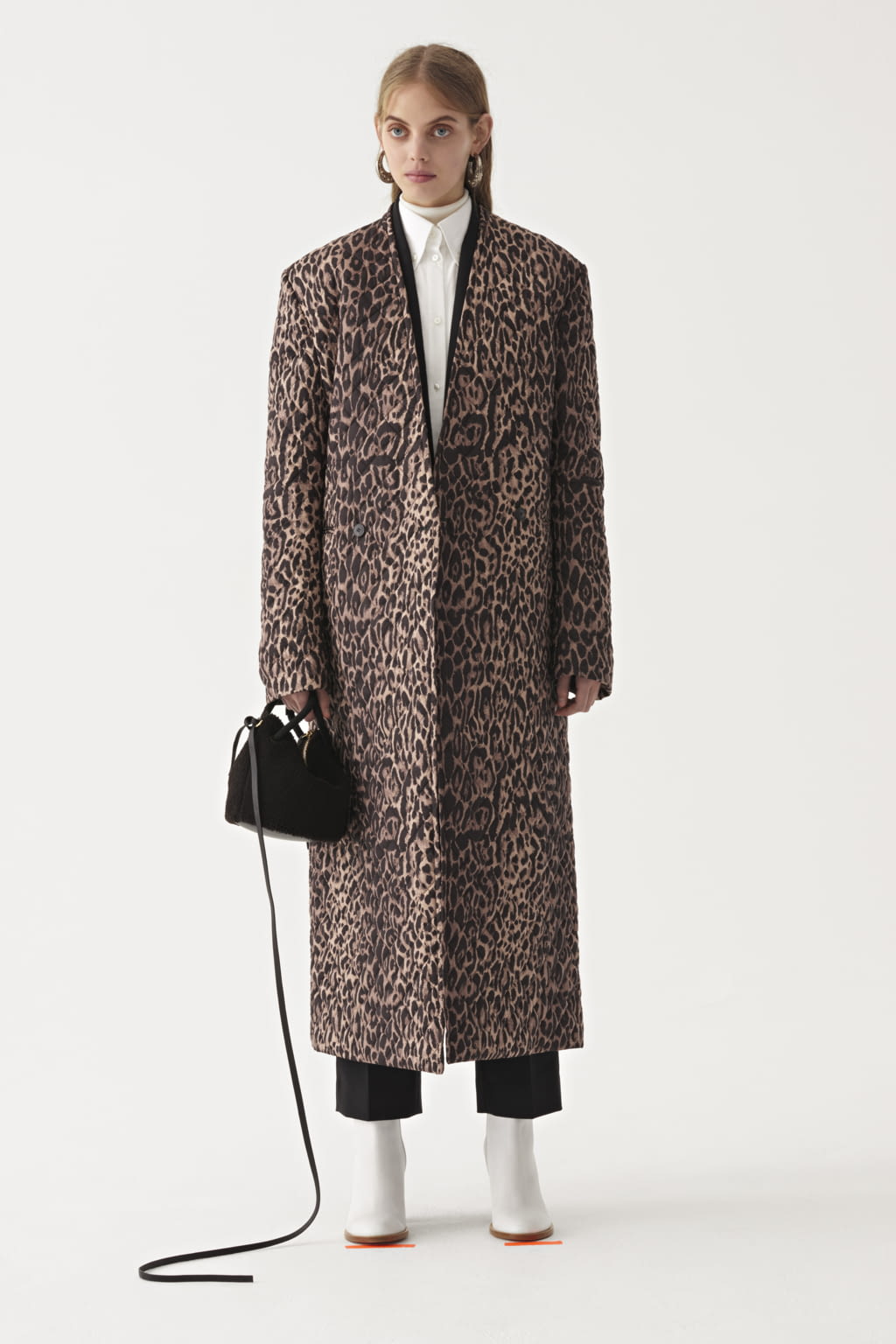 Fashion Week London Pre-Fall 2018 look 10 from the Ports 1961 collection womenswear