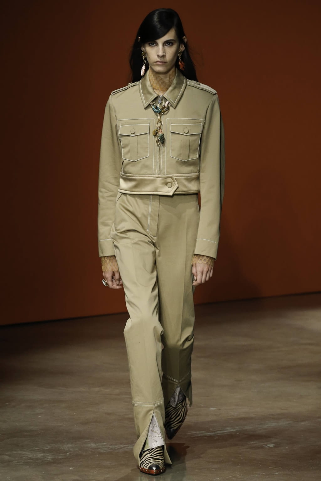 Fashion Week London Spring/Summer 2020 look 16 from the Ports 1961 collection 女装