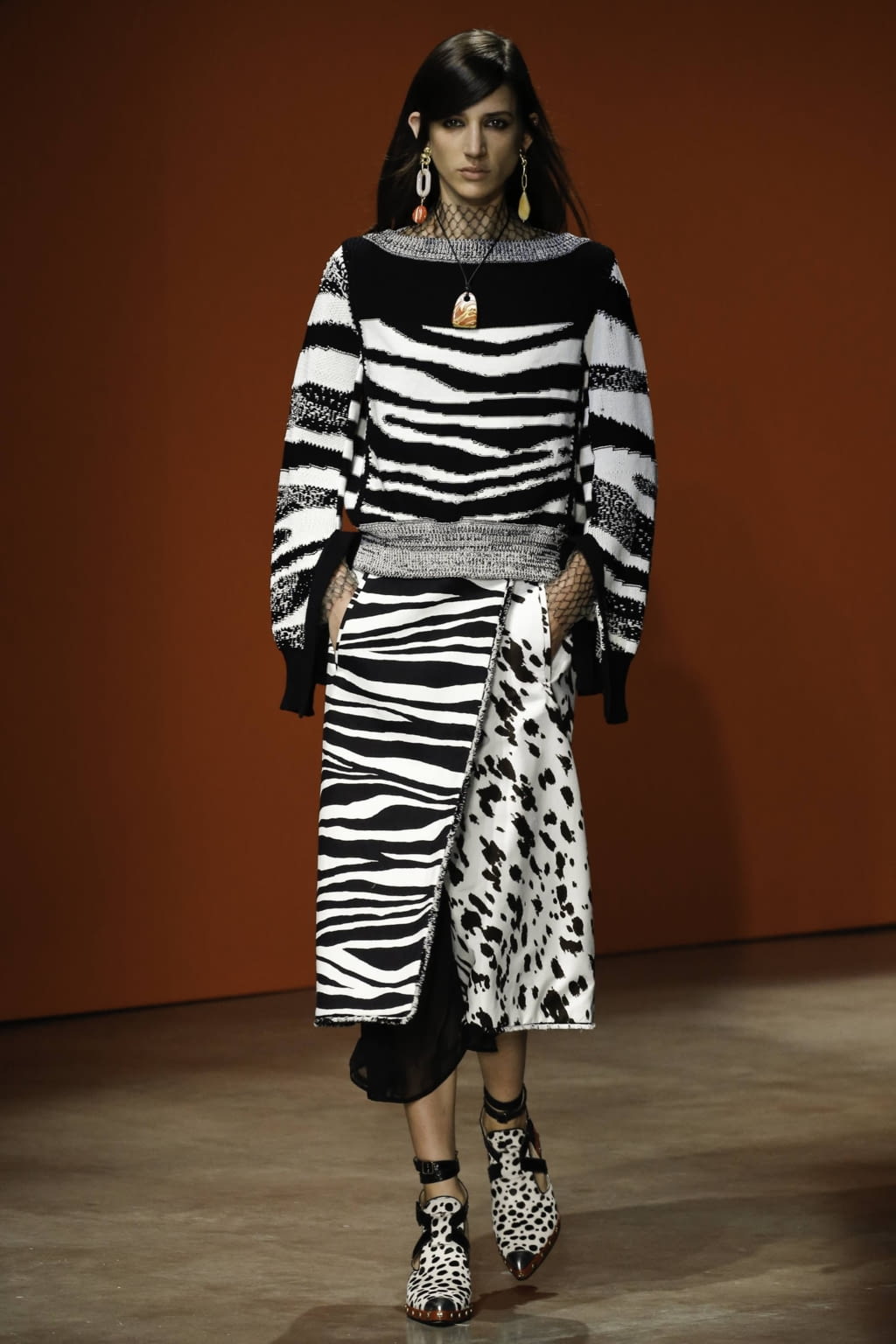 Fashion Week London Spring/Summer 2020 look 23 from the Ports 1961 collection womenswear