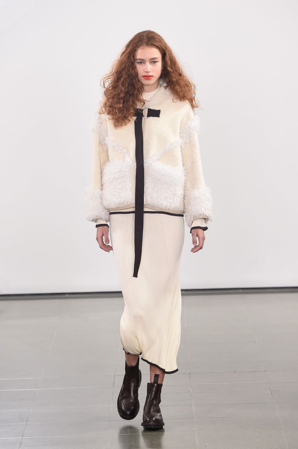 Fashion Week London Fall/Winter 2016 look 20 from the Pringle of Scotland collection womenswear