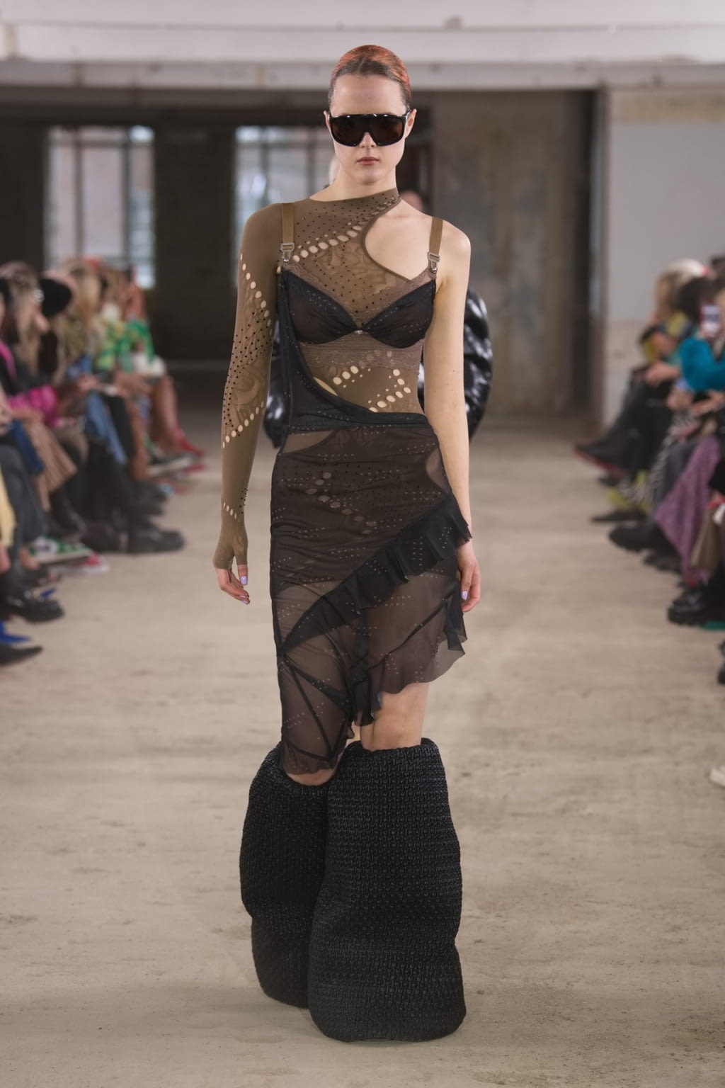 Fashion Week London Fall/Winter 2022 look 10 from the Poster Girl collection womenswear