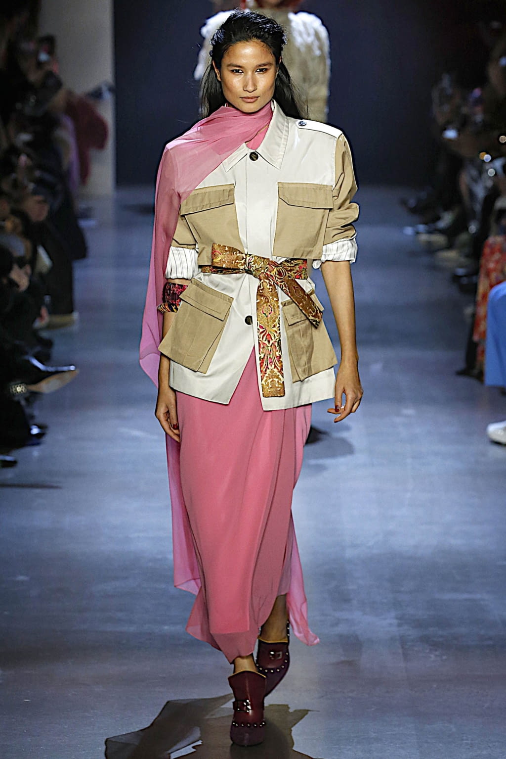 Fashion Week New York Fall/Winter 2019 look 34 from the Prabal Gurung collection 女装