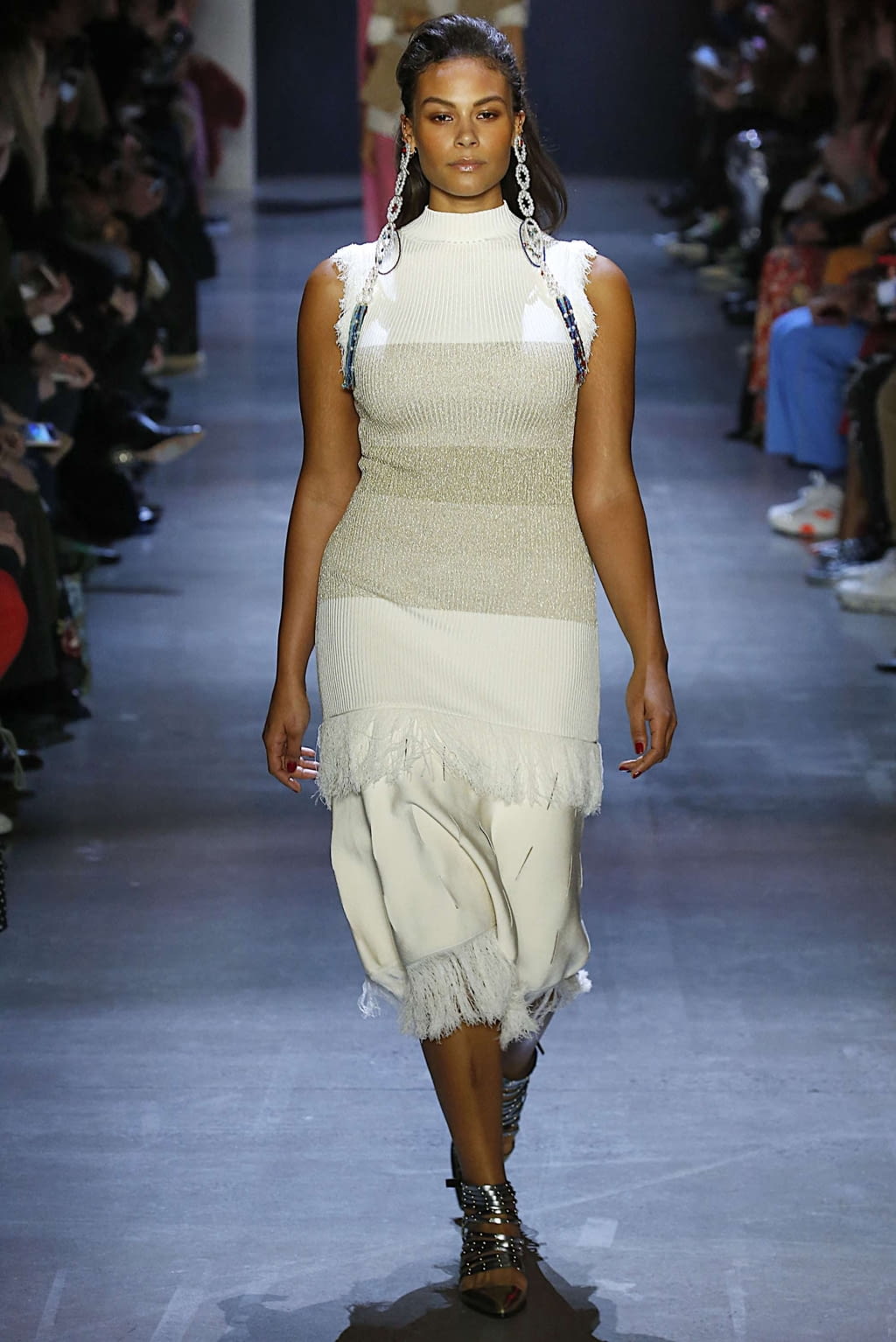 Fashion Week New York Fall/Winter 2019 look 33 from the Prabal Gurung collection womenswear