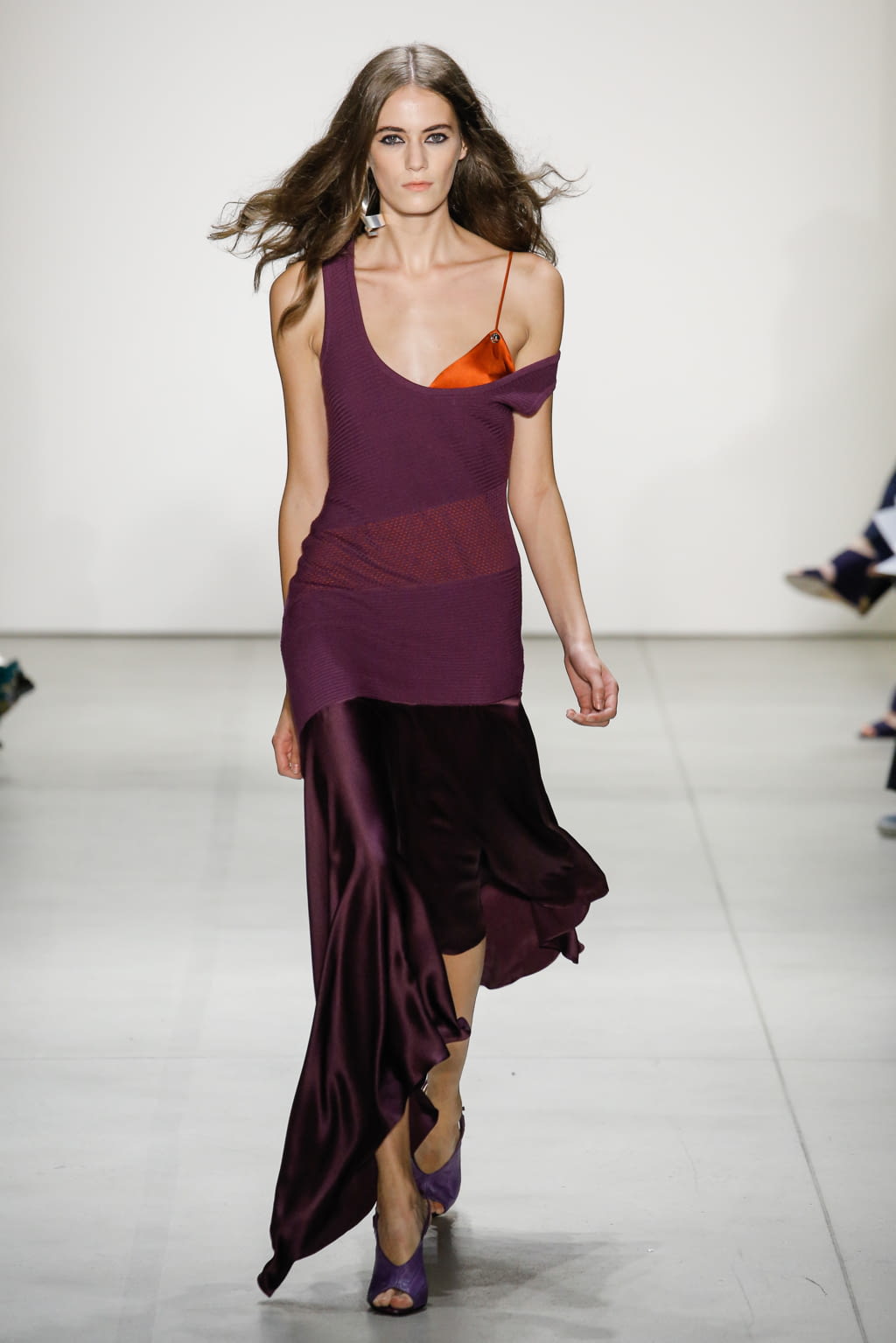 Fashion Week New York Spring/Summer 2017 look 28 from the Prabal Gurung collection womenswear