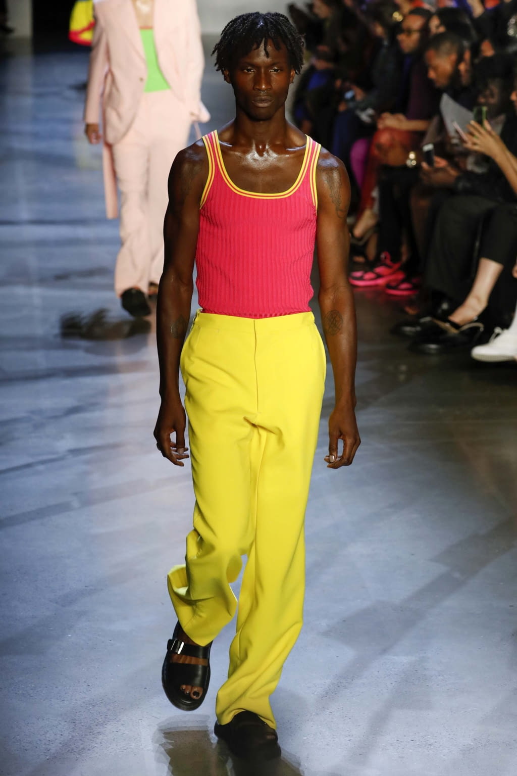 Fashion Week New York Spring/Summer 2019 look 3 from the Prabal Gurung collection 女装