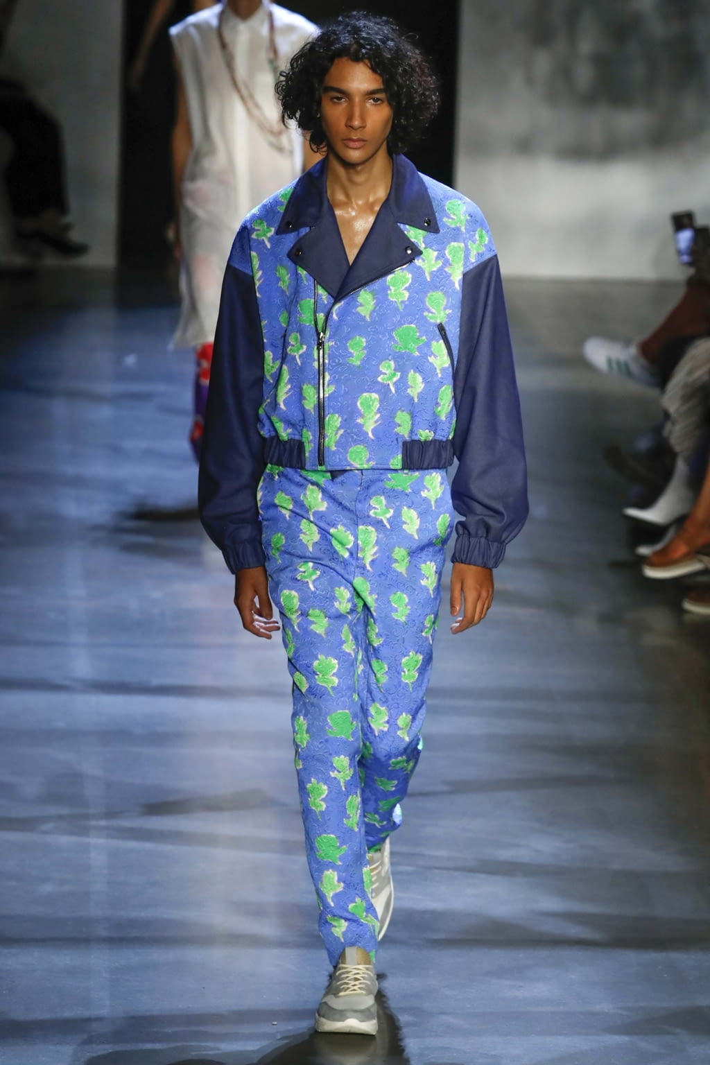Fashion Week New York Spring/Summer 2019 look 19 from the Prabal Gurung collection womenswear