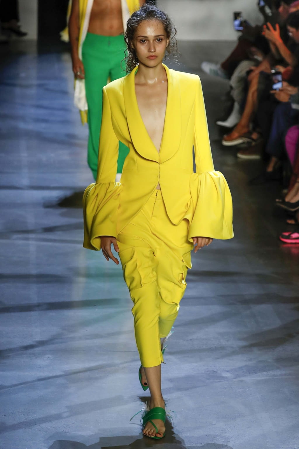Fashion Week New York Spring/Summer 2019 look 28 from the Prabal Gurung collection womenswear