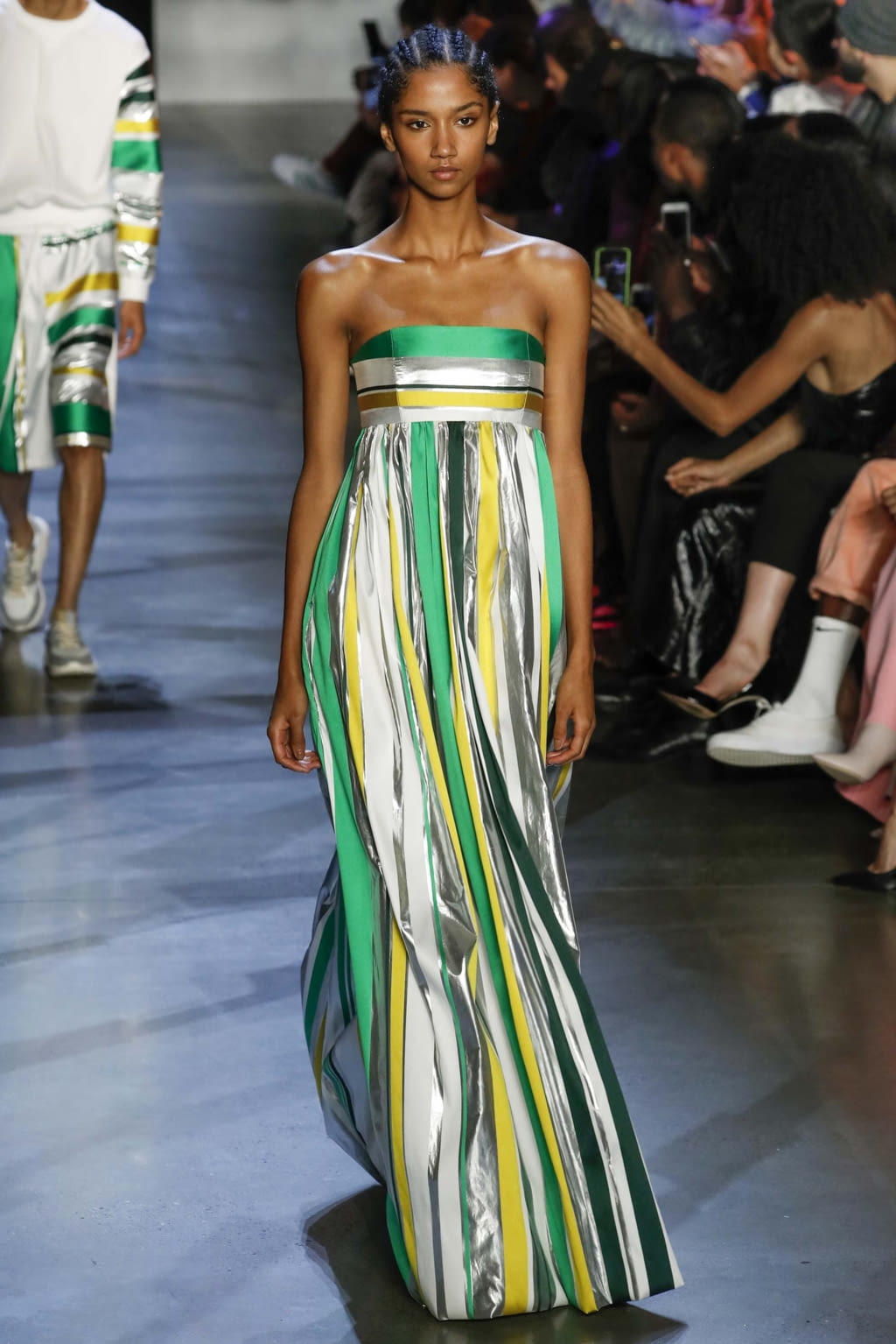 Fashion Week New York Spring/Summer 2019 look 31 from the Prabal Gurung collection 女装