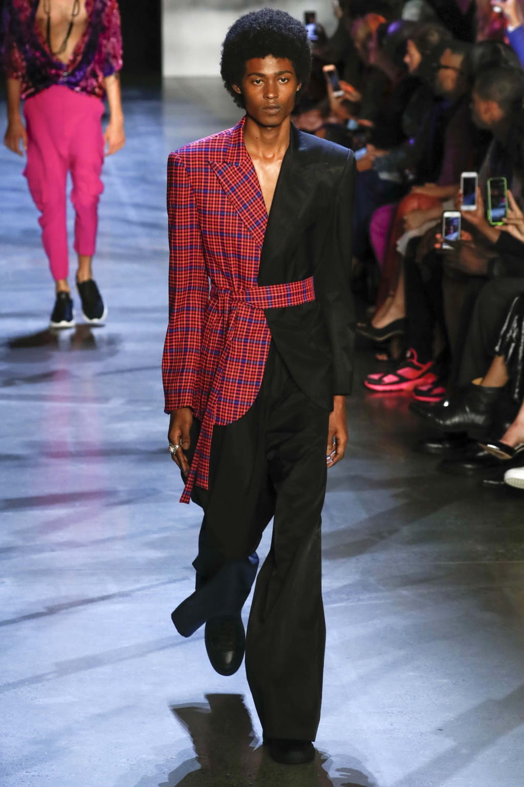 Fashion Week New York Spring/Summer 2019 look 49 from the Prabal Gurung collection 女装