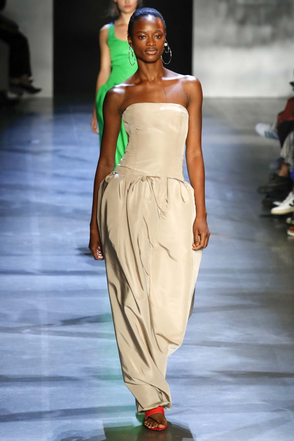 Fashion Week New York Spring/Summer 2019 look 60 from the Prabal Gurung collection 女装
