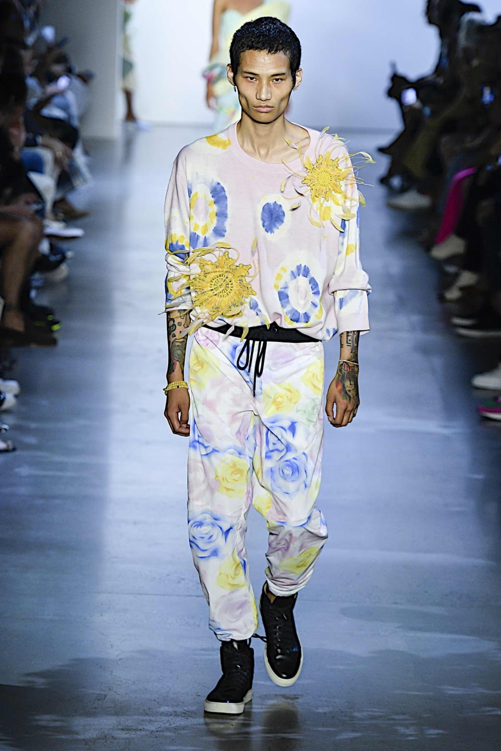 Fashion Week New York Spring/Summer 2020 look 38 from the Prabal Gurung collection womenswear