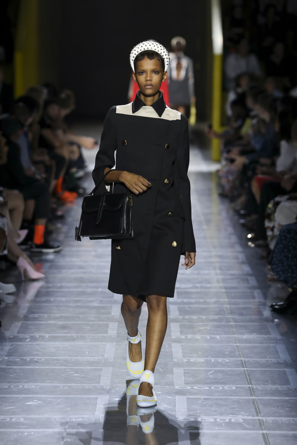 Fashion Week Milan Spring/Summer 2019 look 21 from the Prada collection 女装