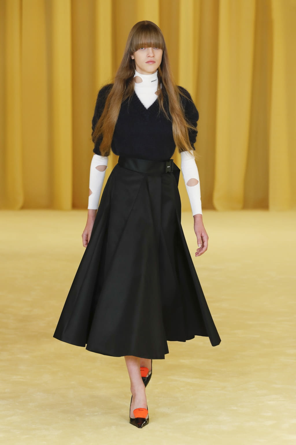 Fashion Week Milan Spring/Summer 2021 look 34 from the Prada collection 女装