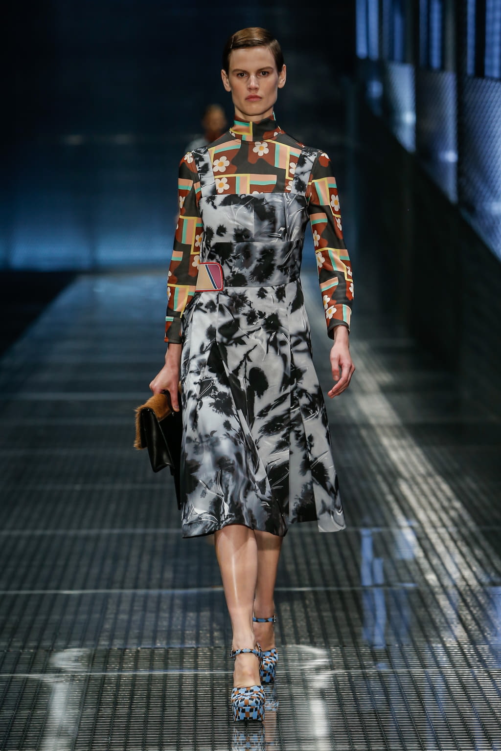 Fashion Week Milan Spring/Summer 2017 look 39 de la collection Prada womenswear