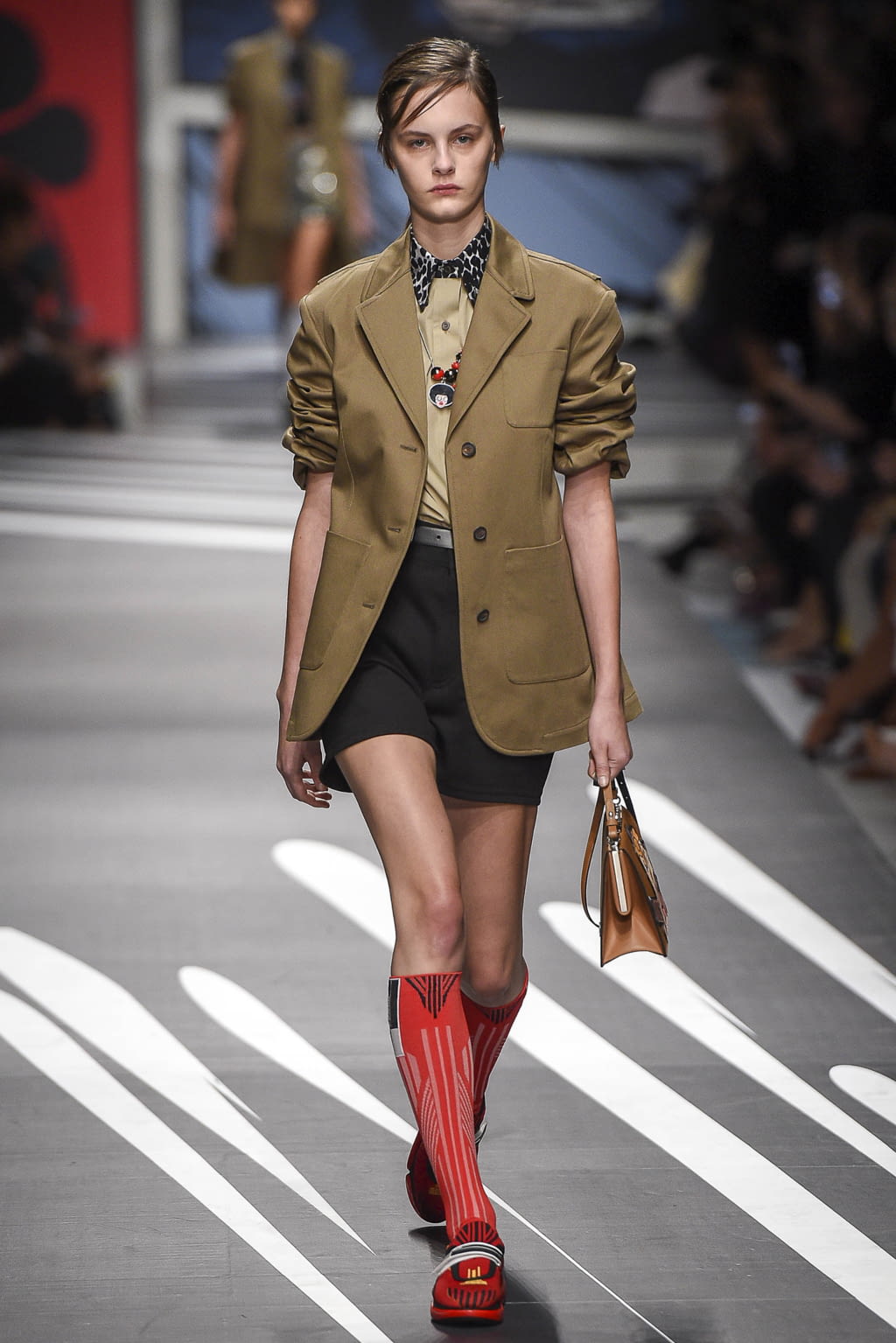 Fashion Week Milan Spring/Summer 2018 look 20 from the Prada collection 女装