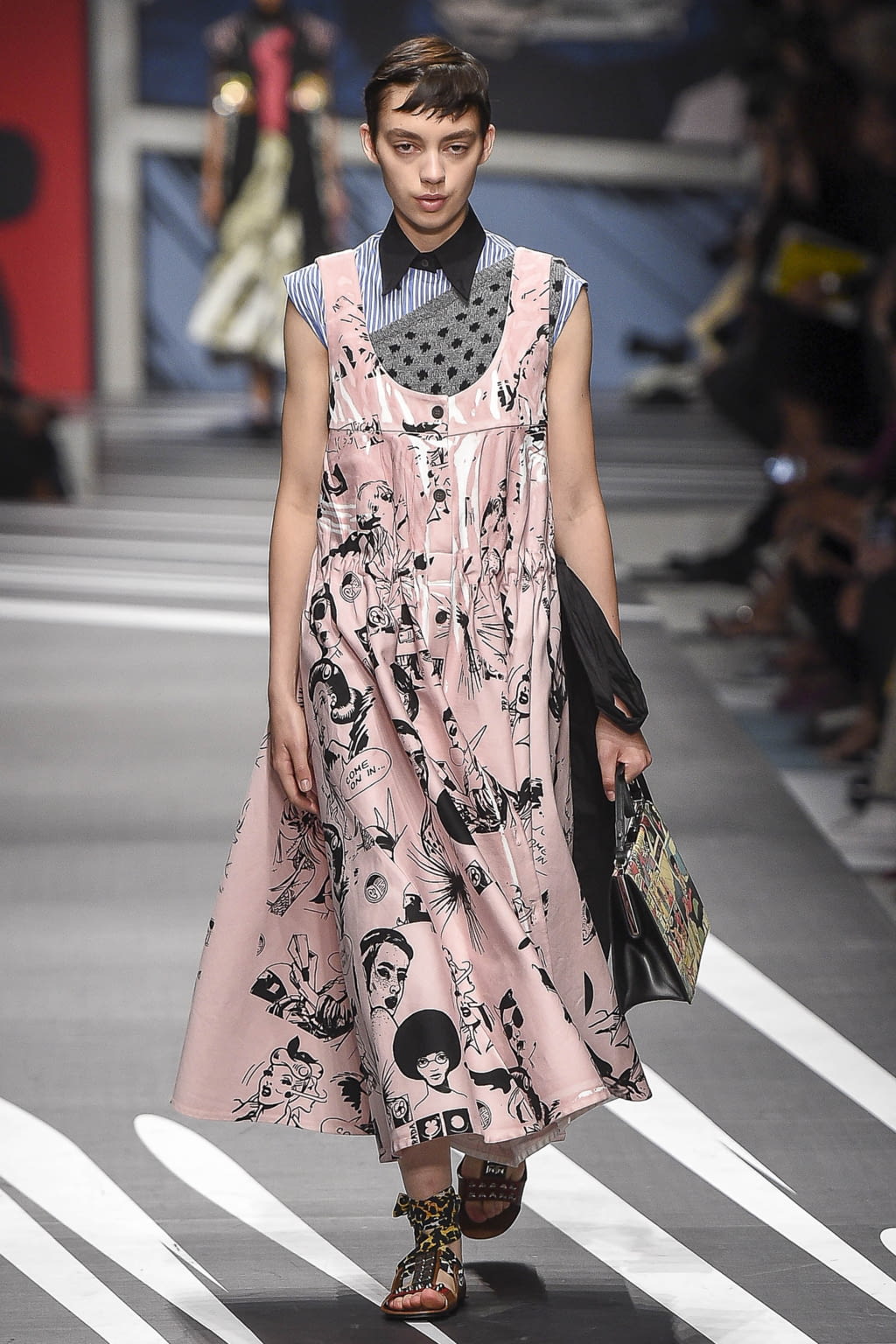 Fashion Week Milan Spring/Summer 2018 look 47 from the Prada collection womenswear