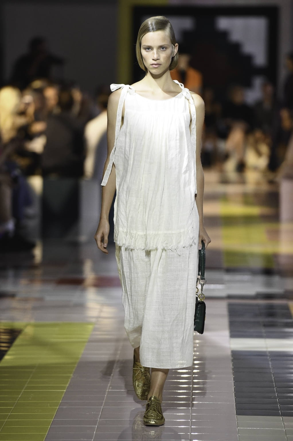 Fashion Week Milan Spring/Summer 2020 look 19 from the Prada collection womenswear