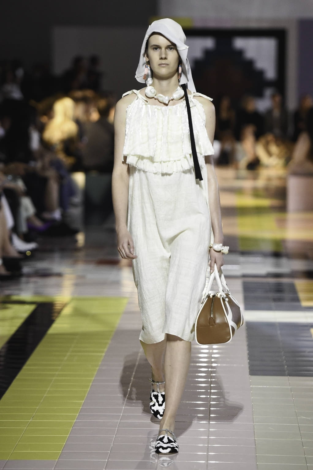 Fashion Week Milan Spring/Summer 2020 look 31 from the Prada collection womenswear
