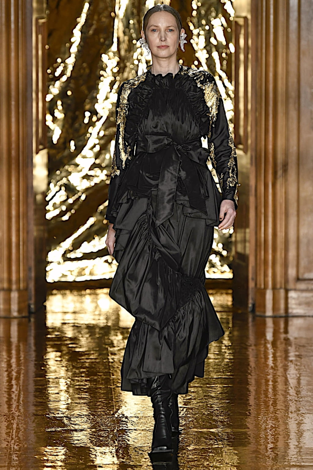 Fashion Week London Fall/Winter 2020 look 5 from the Preen by Thornton Bregazzi collection 女装