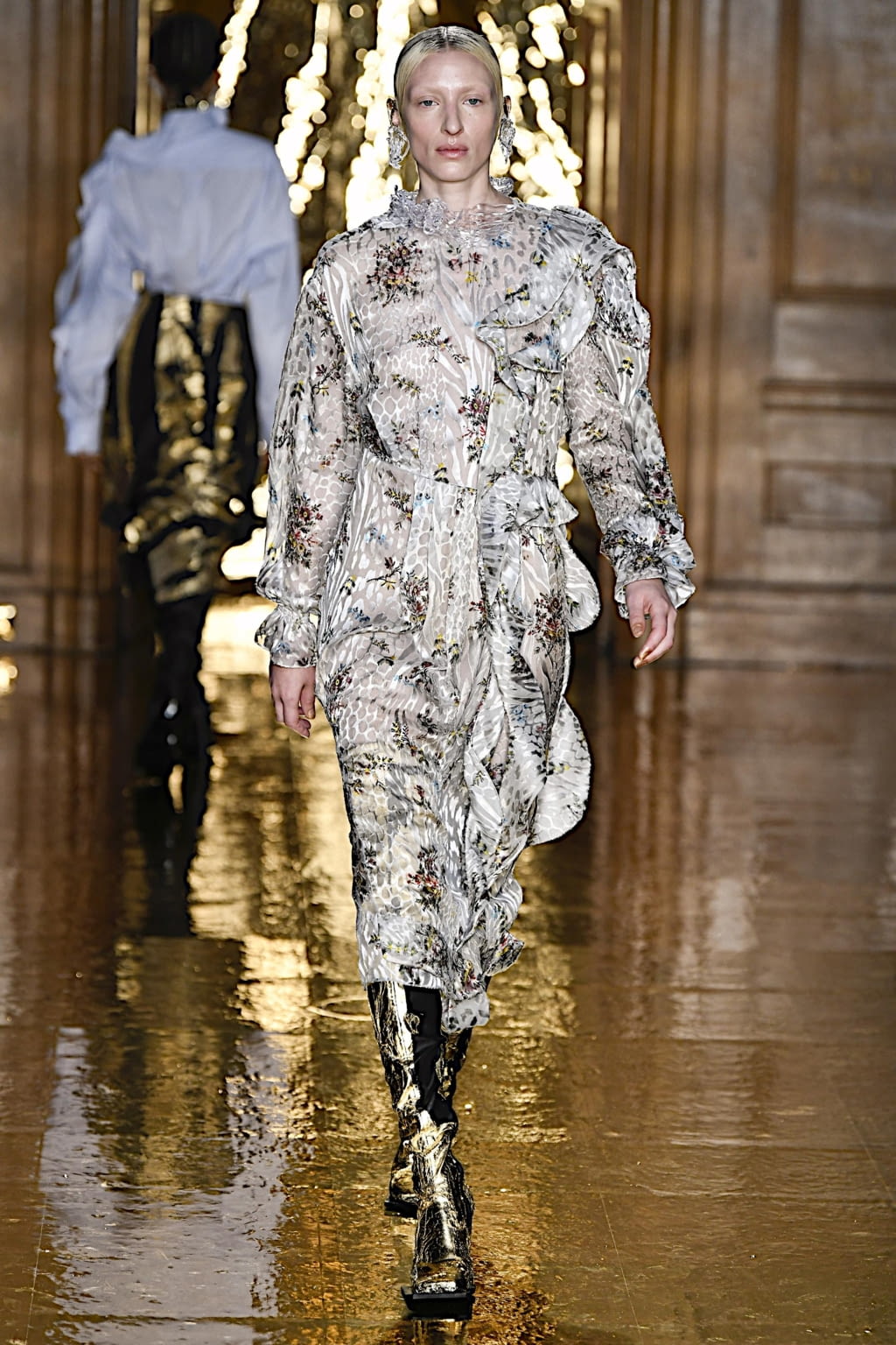 Fashion Week London Fall/Winter 2020 look 7 from the Preen by Thornton Bregazzi collection 女装