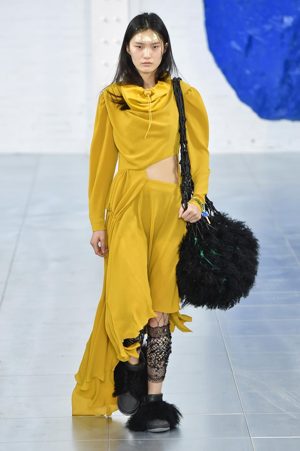Fashion Week London Fall/Winter 2018 look 10 from the Preen by Thornton Bregazzi collection 女装