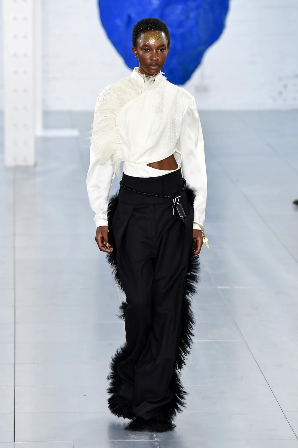 Fashion Week London Fall/Winter 2018 look 22 from the Preen by Thornton Bregazzi collection 女装