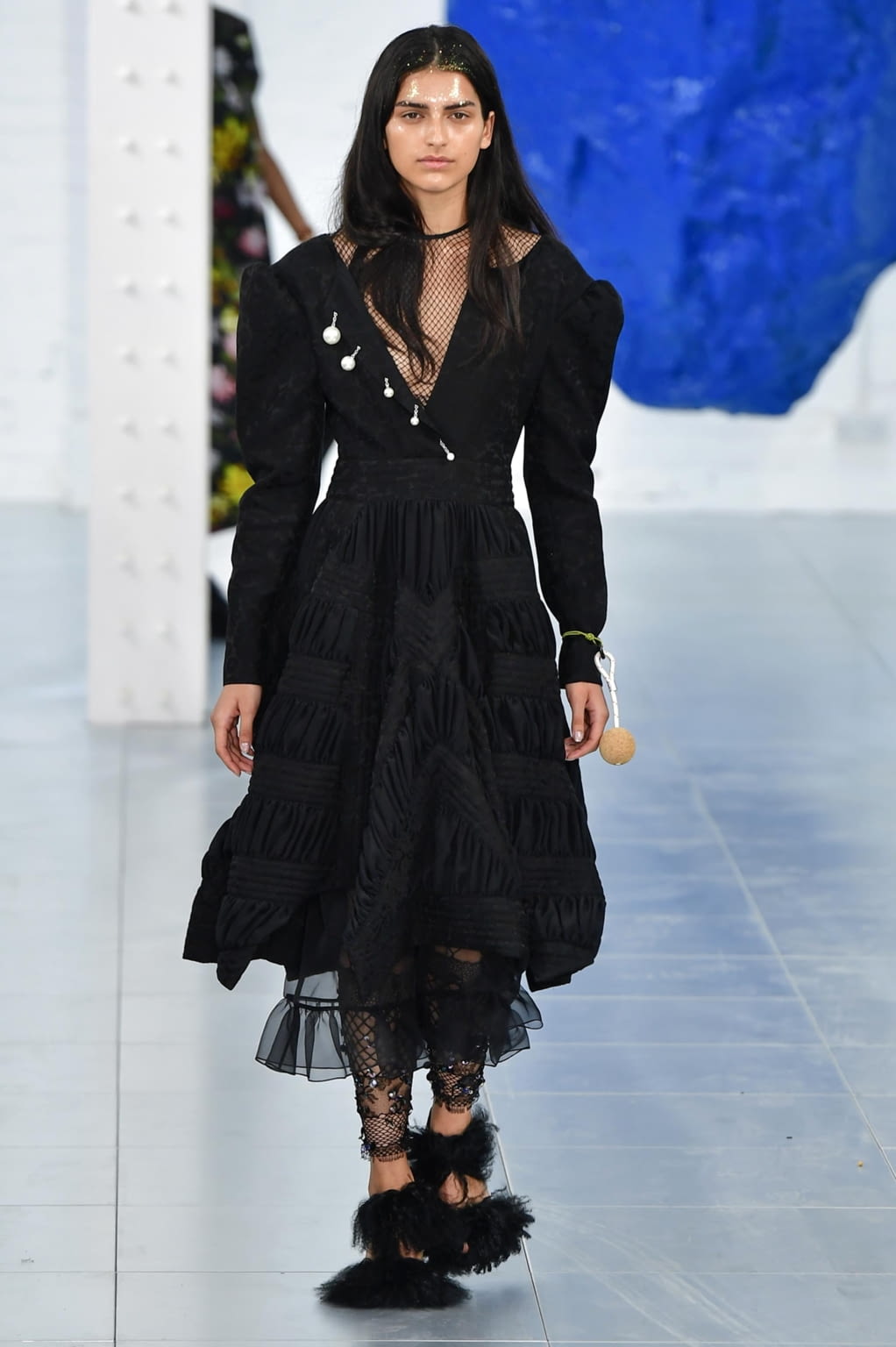 Fashion Week London Fall/Winter 2018 look 24 from the Preen by Thornton Bregazzi collection 女装