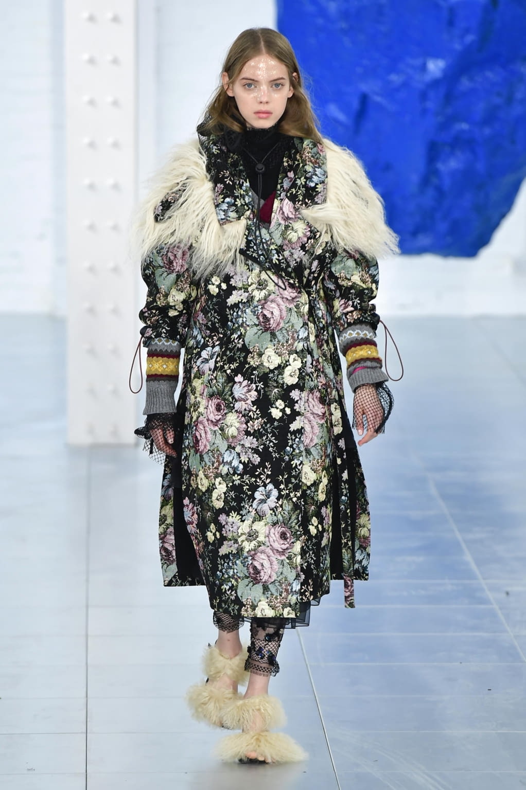 Fashion Week London Fall/Winter 2018 look 28 de la collection Preen by Thornton Bregazzi womenswear