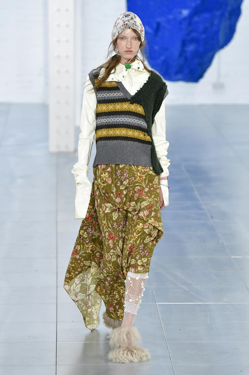 Fashion Week London Fall/Winter 2018 look 29 from the Preen by Thornton Bregazzi collection 女装