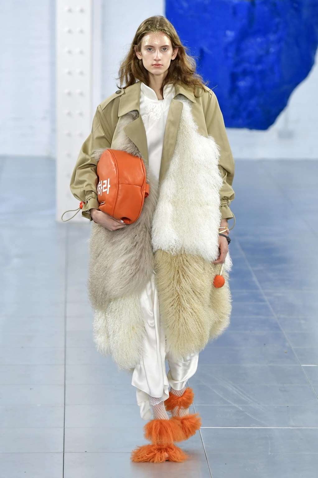 Fashion Week London Fall/Winter 2018 look 38 from the Preen by Thornton Bregazzi collection 女装