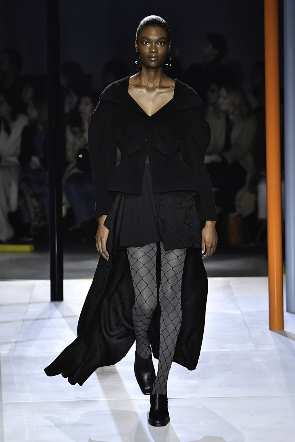 Fashion Week London Fall/Winter 2019 look 10 from the Preen by Thornton Bregazzi collection womenswear