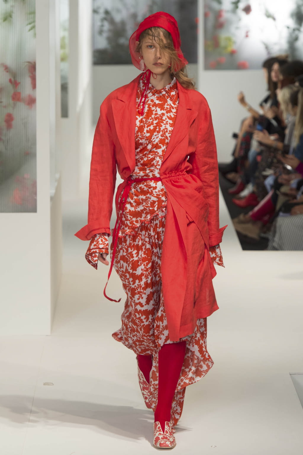 Fashion Week London Spring/Summer 2018 look 37 from the Preen by Thornton Bregazzi collection womenswear