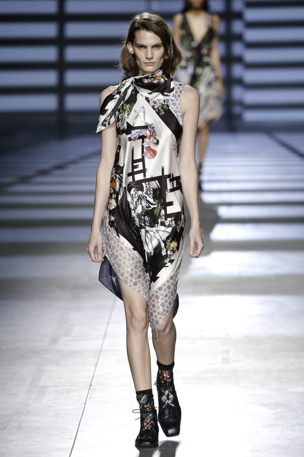 Fashion Week London Spring/Summer 2020 look 27 from the Preen by Thornton Bregazzi collection 女装