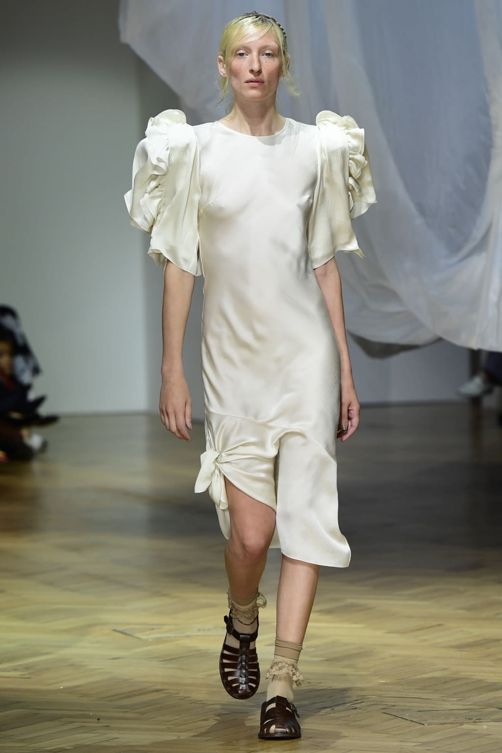 Fashion Week London Spring/Summer 2019 look 6 from the Preen by Thornton Bregazzi collection womenswear