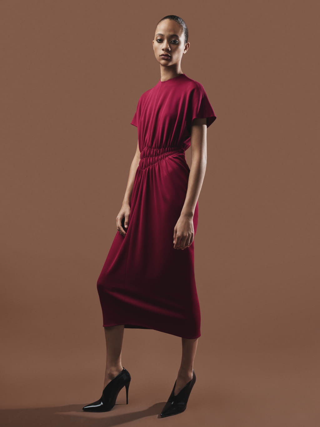 Fashion Week New York Pre-Fall 2018 look 8 from the Narciso Rodriguez collection womenswear