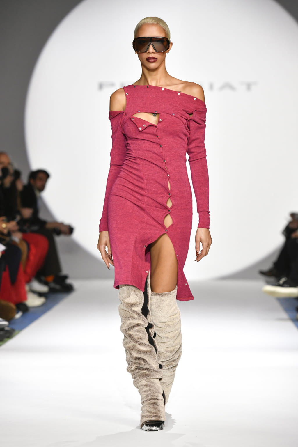 Fashion Week Paris Fall/Winter 2022 look 7 from the Pressiat collection womenswear