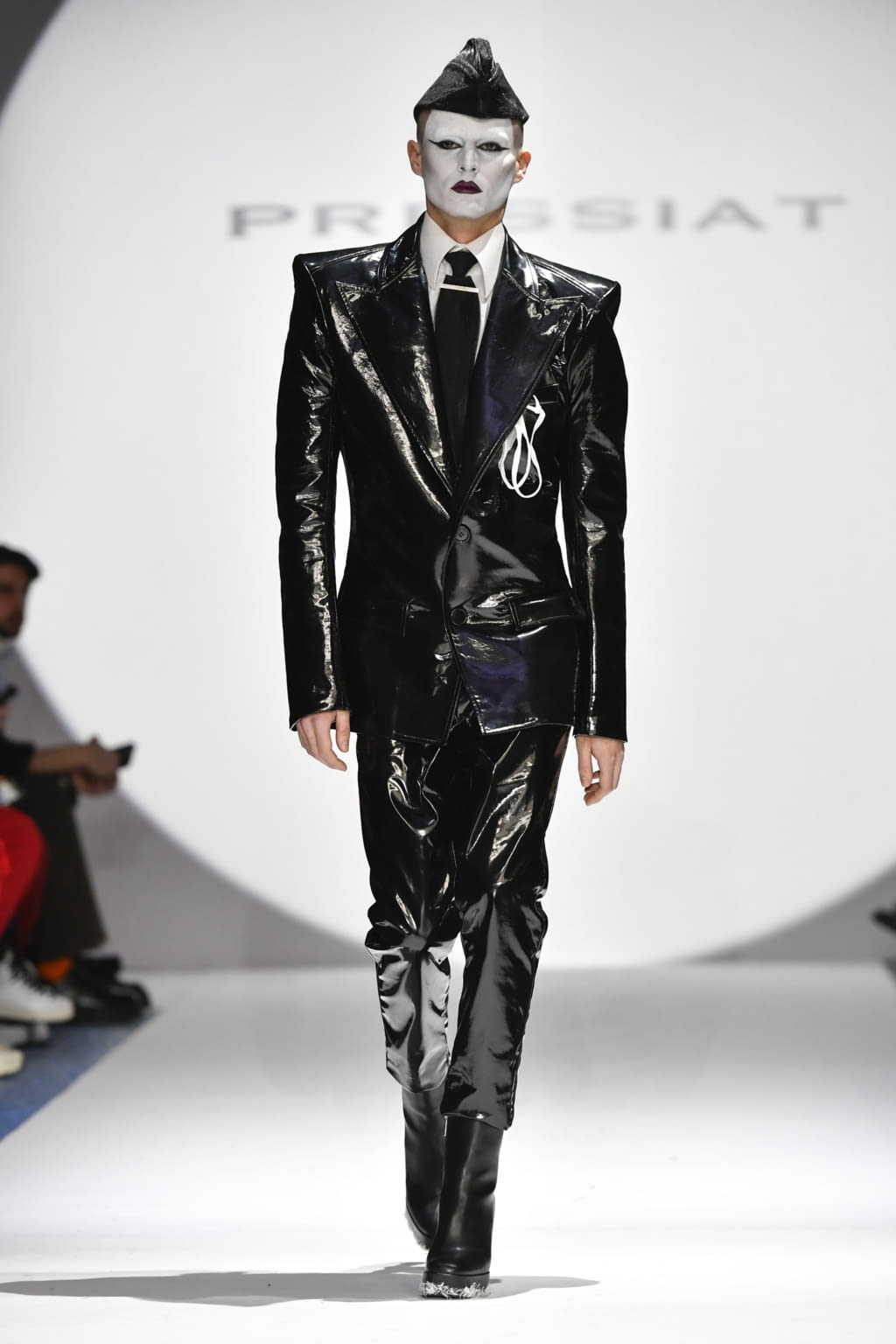 Fashion Week Paris Fall/Winter 2022 look 28 from the Pressiat collection womenswear