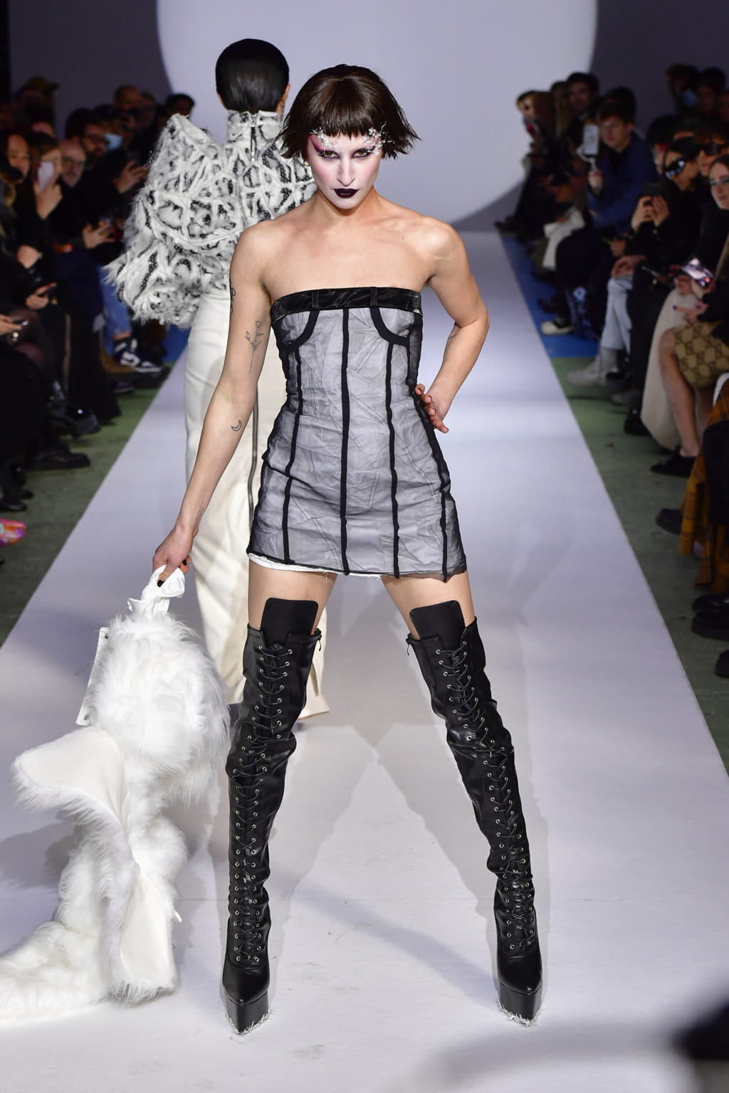 Fashion Week Paris Fall/Winter 2022 look 17 de la collection Pressiat womenswear