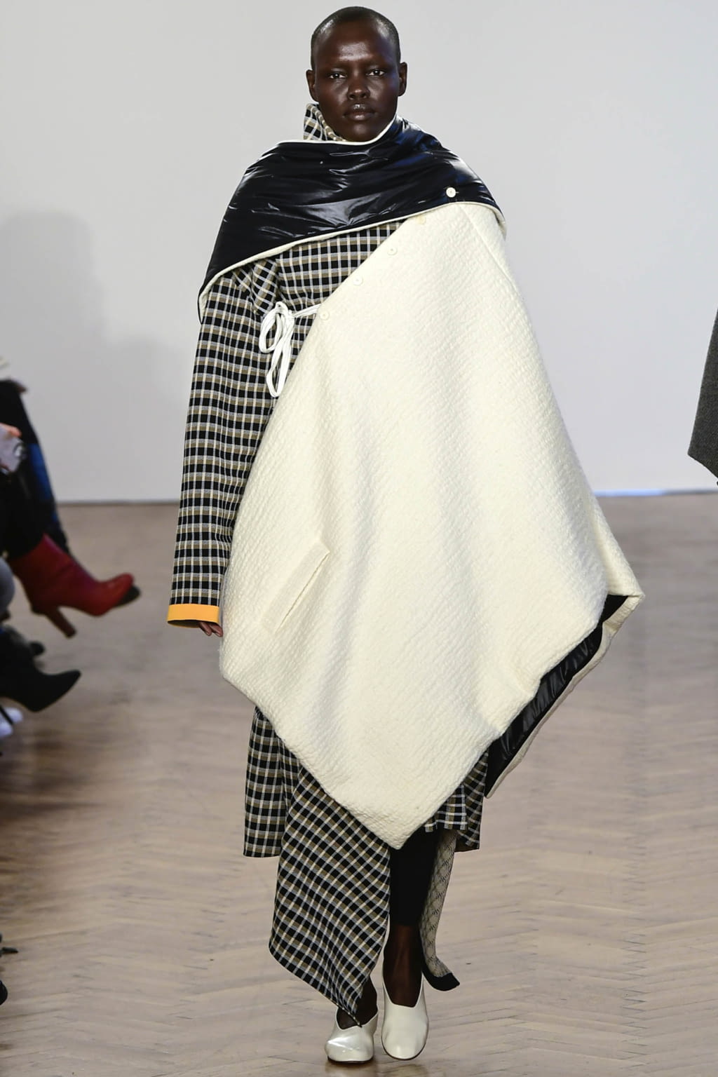 Fashion Week London Fall/Winter 2017 look 14 from the Pringle of Scotland collection womenswear